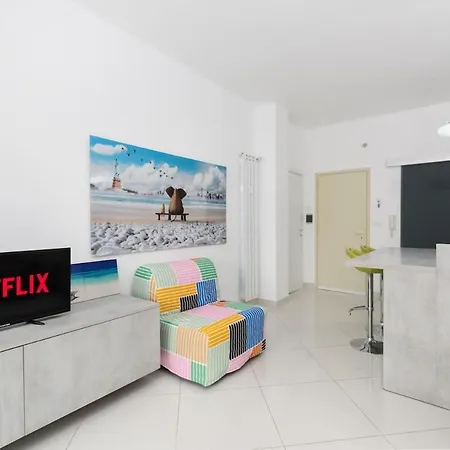 Appartement Comodo A 5 Minuti Dal Mare Con Possibilità Di Posto Auto *