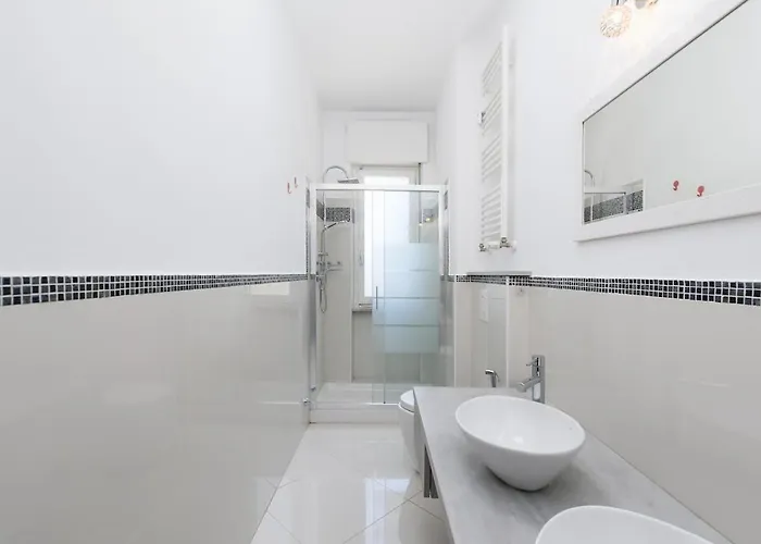 Comodo A 5 Minuti Dal Mare Con Possibilità Di Posto Auto Appartement Diano Marina